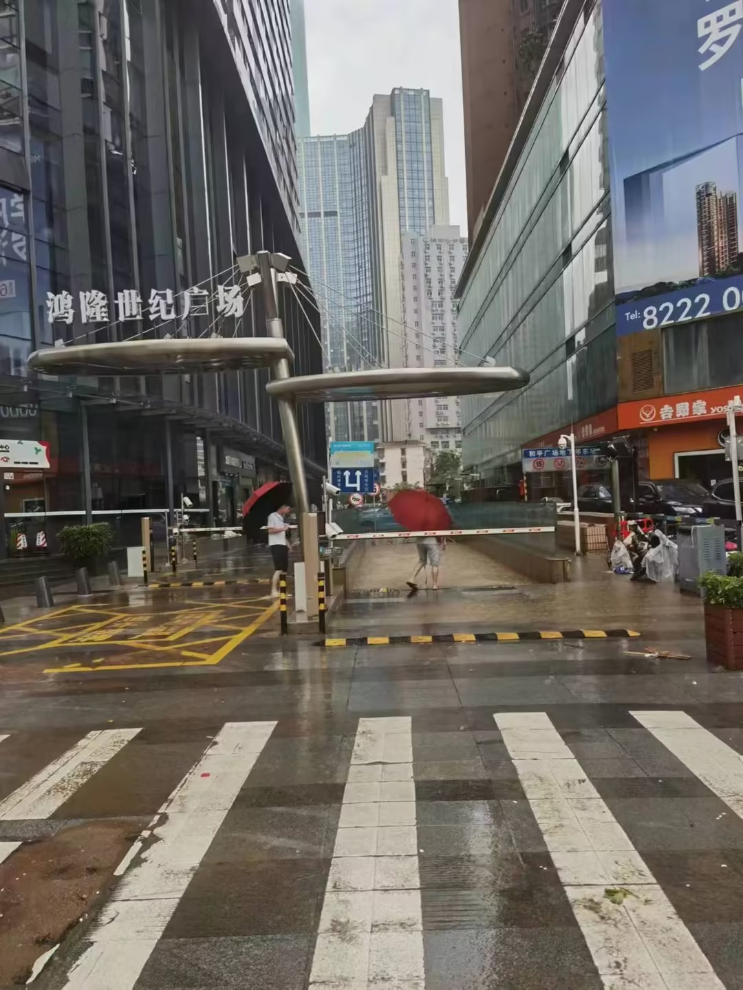 匯利達(dá)深圳“極速行動”重現(xiàn)，“搶運(yùn)電腦”再次上演！(圖2)